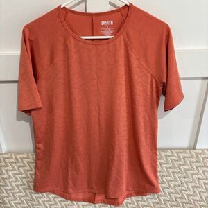 Duluth Trading Co Women's Airdurance 3/4 Sleeve Raglan T-Shirt Cayenne Small